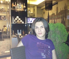 arab male belly dancer in moscow