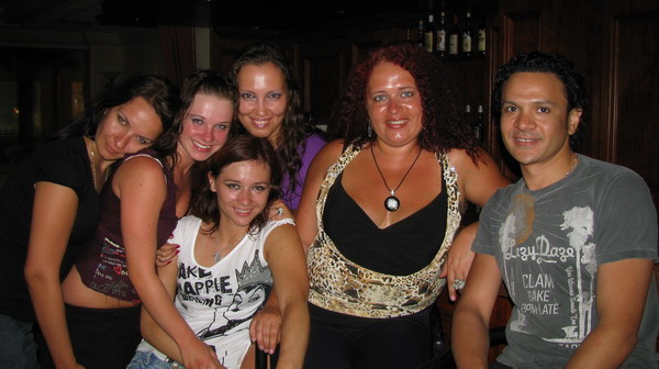 Oriental World Cup  �� ����� 6-11 ����