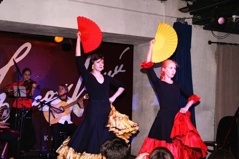 !DIFERENTES7! 31 ��� � 19-00